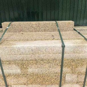 云浮 黄金麻花岗岩石材机切面栏杆料半成品