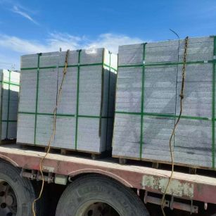 云浮 芝麻白花岗岩地铺石装车日常