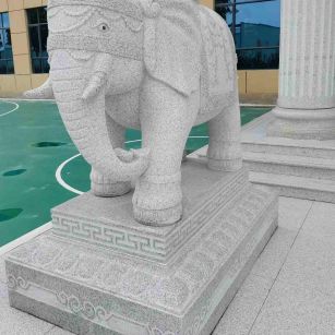 云浮 白麻花岗岩动物异形石雕-大象