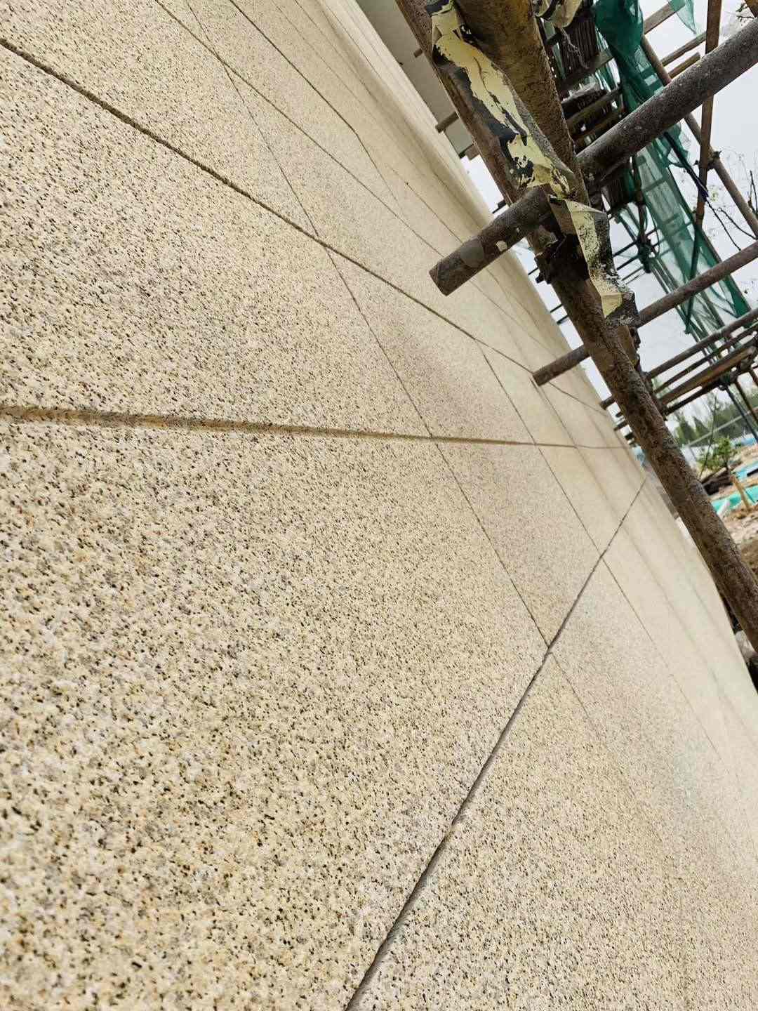 云浮 黄金麻花岗岩荔枝面外墙干挂石材效果示例