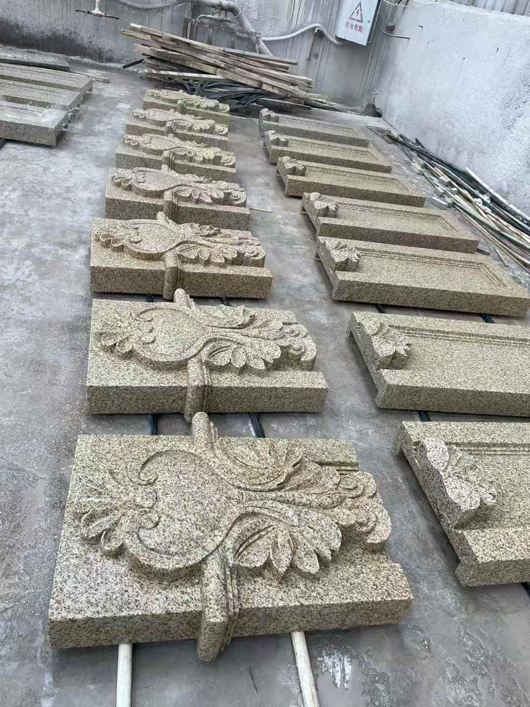 云浮 黄金麻花岗岩别墅外墙雕刻板