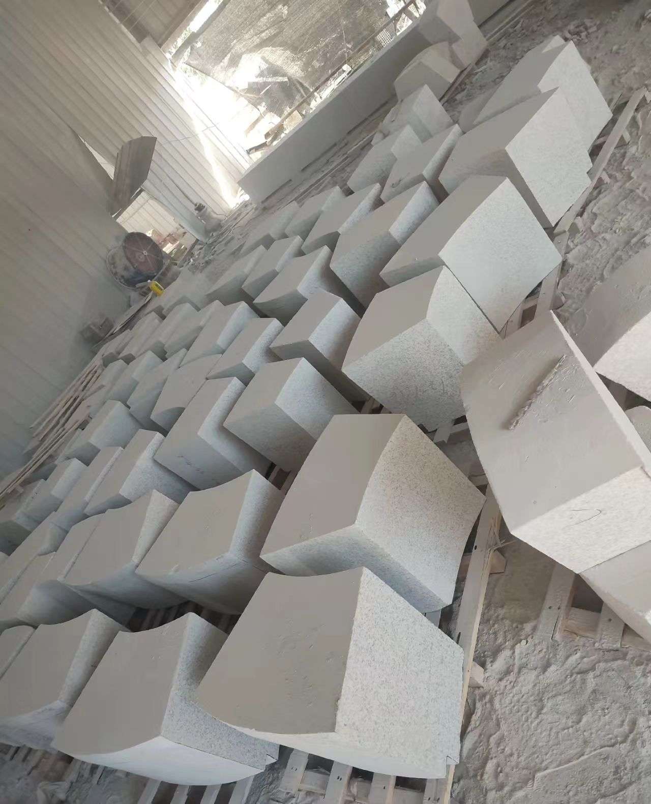 云浮 白麻花岗岩异形坐凳